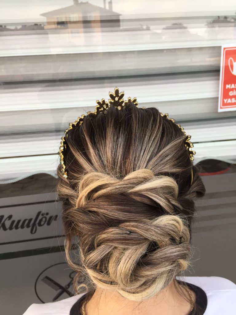 Çankırı Türban Tasarım &Hazır Duvak & Make up Studio