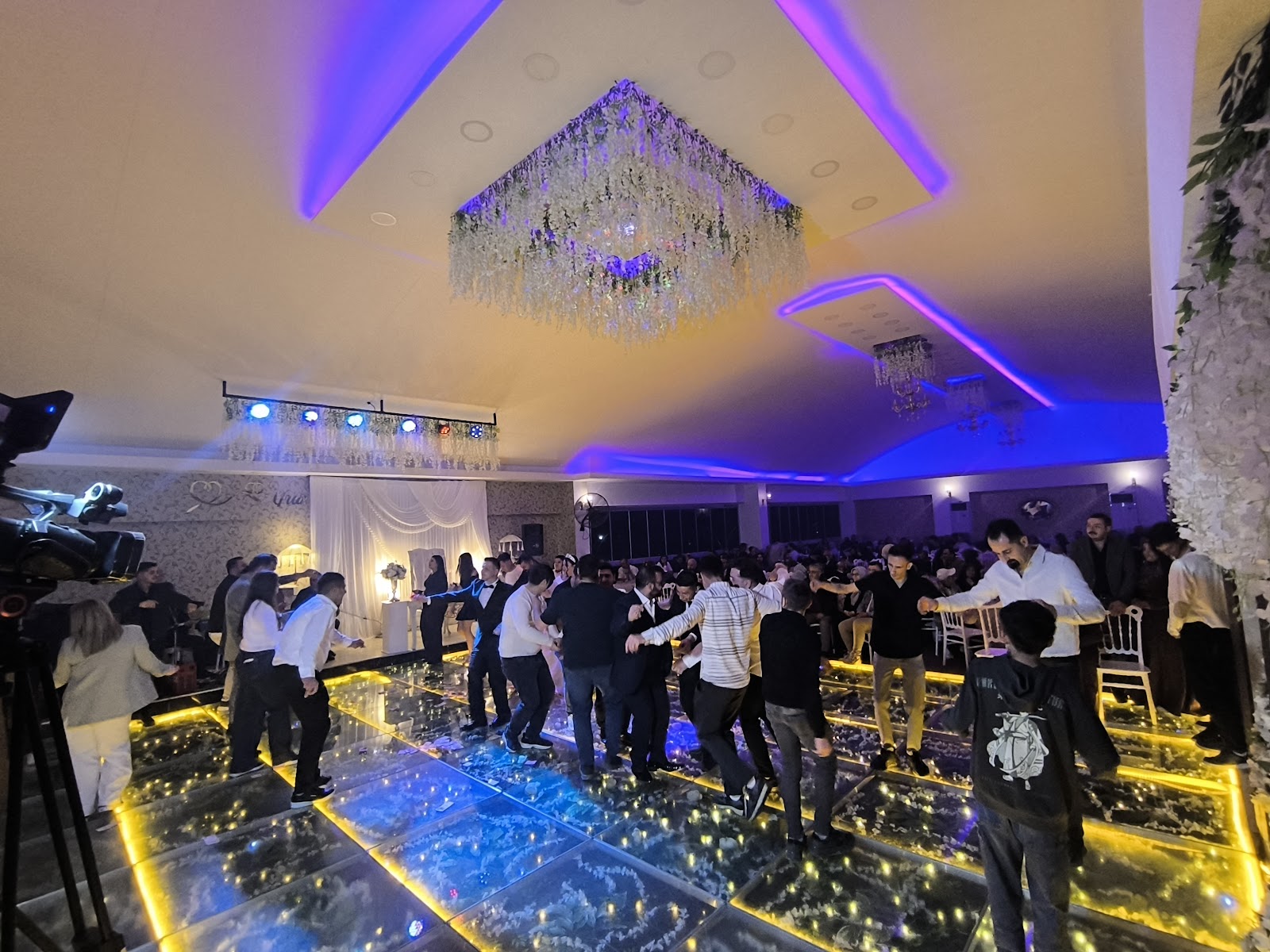 Grand Alyans Nikâh ve Balo Salonu