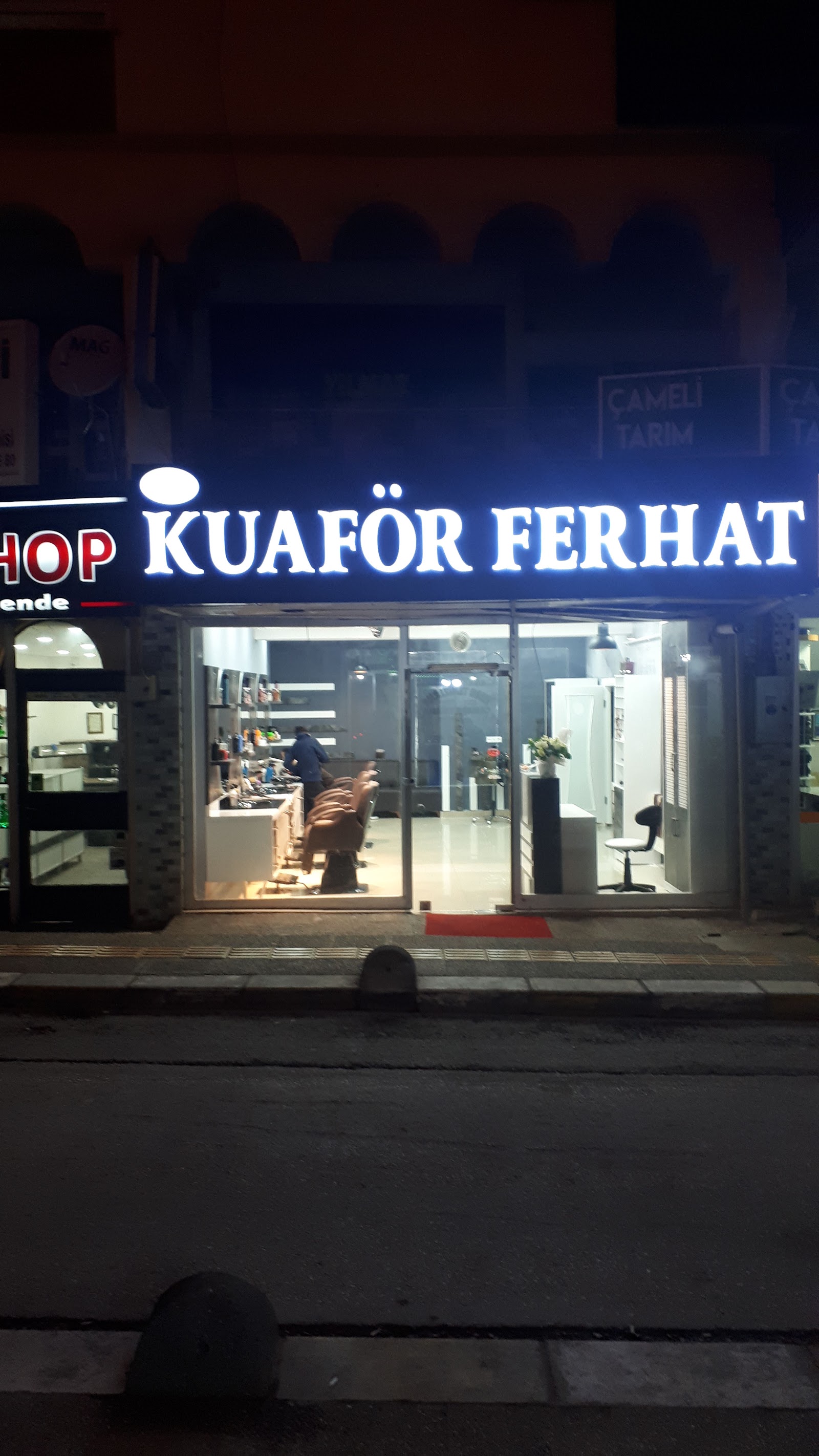 KUAFÖR FERHAT ÇAKMAK