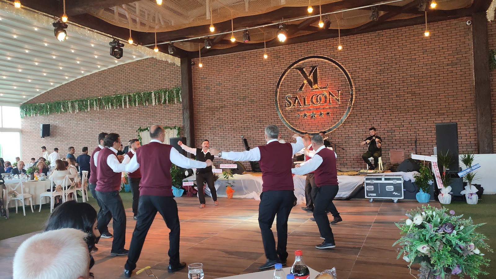 Xl Saloon kır düğünü mekanı — Merkez